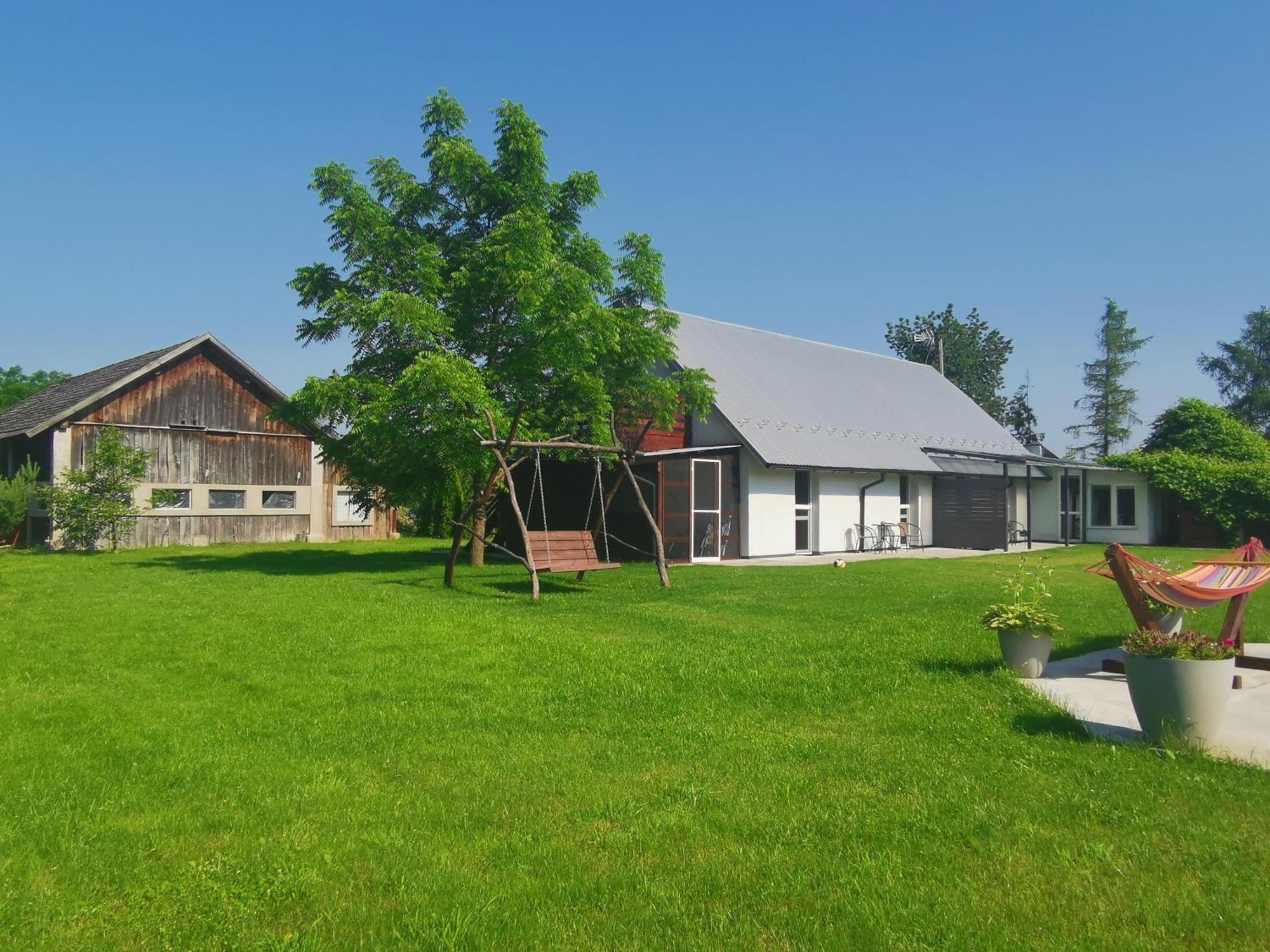 Апартаменты Agrochalupki Korczowa Экстерьер фото